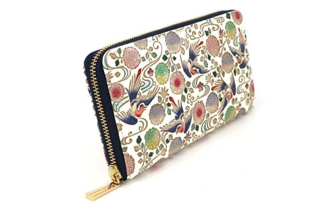 【文庫屋大関】 大容量　ぐるっとファスナーの長財布　花鳥【皮革工芸品】 ファッション小物 民芸品 