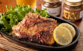 松乃井酒造場の酒かす入りジャークシーズニングと越乃鶏のジャークチキンセット お肉 鶏もも肉 調味料 ジャマイカ 伝統的 酒粕 柔らかく コク スパイス おすすめ 焼くだけ 簡単 