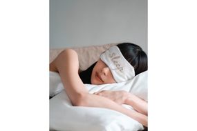 アイマスク（白） ふるさと納税 アイマスク シルク シルク100％ 高品質 丹後ちりめん 快眠 安眠 美容 乾燥予防　TH00006