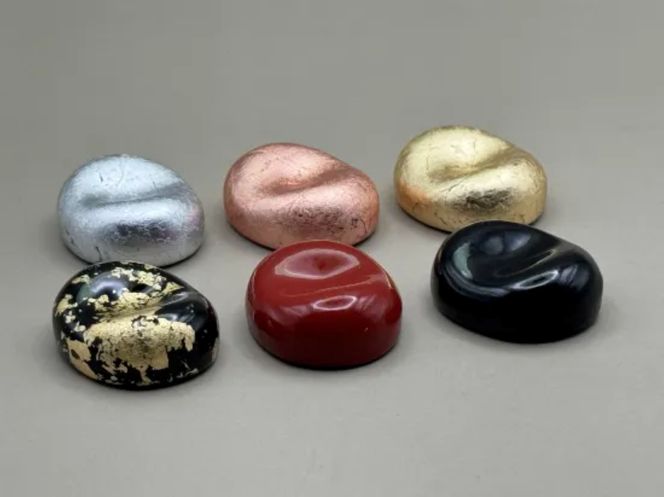 箸置き へこみ 本朱［NF216］ 303446_CU90086VC01