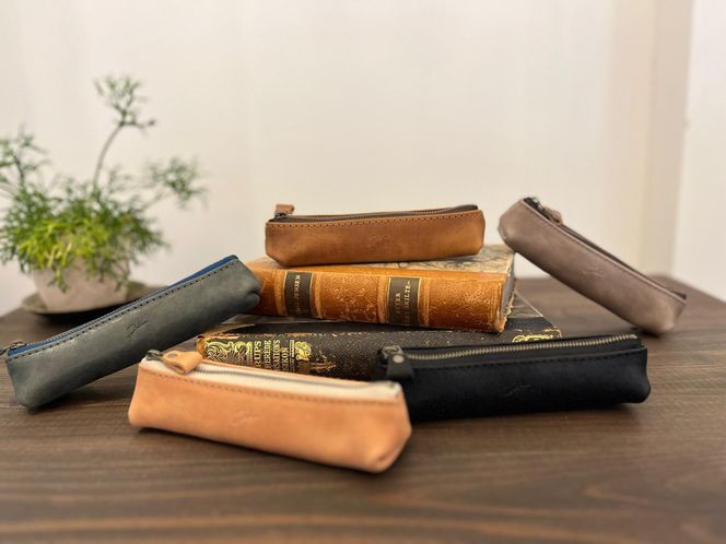 革職人が作る　本革ペンケースS　【グレー】 304018_AX22VC04