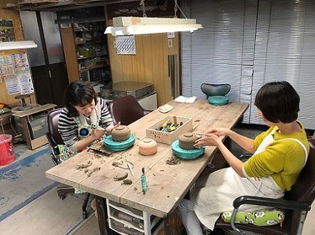 【紀州焼葵窯】南紀白浜で陶芸体験（2名） 304018_BC03