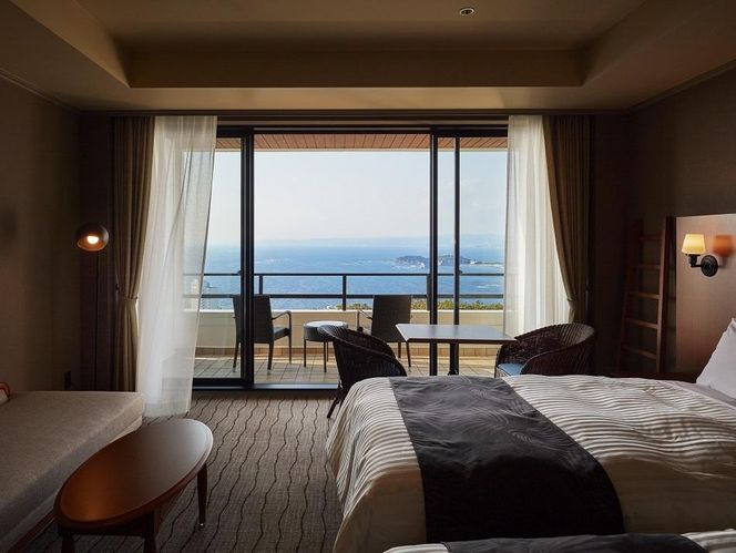 【海側ツイン客室】INFINITO HOTEL&SPA 南紀白浜 1泊2食付きペア宿泊券 304018_CE001