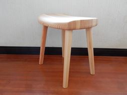 2019年ウッドデザイン賞受賞　紀州材使用　杉スツール　 304018_CM001
