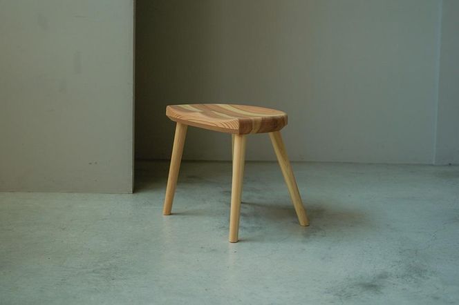 杉スツール シンプル 和歌山県産杉材 使用 304018_CM005