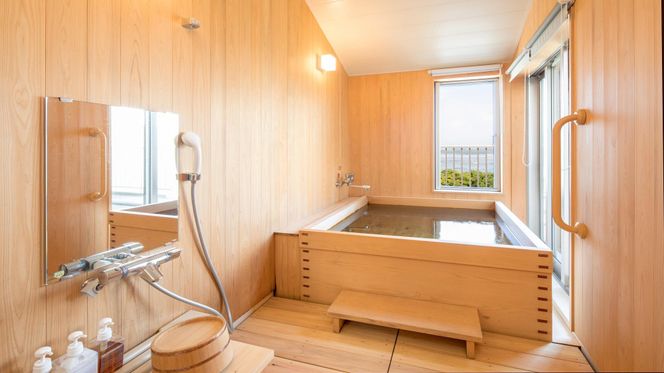 【南紀白浜 和みの湯 花鳥風月】平休日1泊2食付ペア宿泊券《スタンダード洋室》 304018_DF001