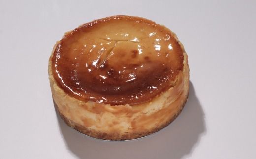 土佐フロマージュ ホールケーキ 16cm 国産 冷凍 NYチーズ チーズケーキ ケーキ 洋菓子 菓子 デザート ミレービスケット ミレー ぶしゅかん 米粉 おもてなし 高知 南国 四万十 しまんと お取り寄せ 25-905