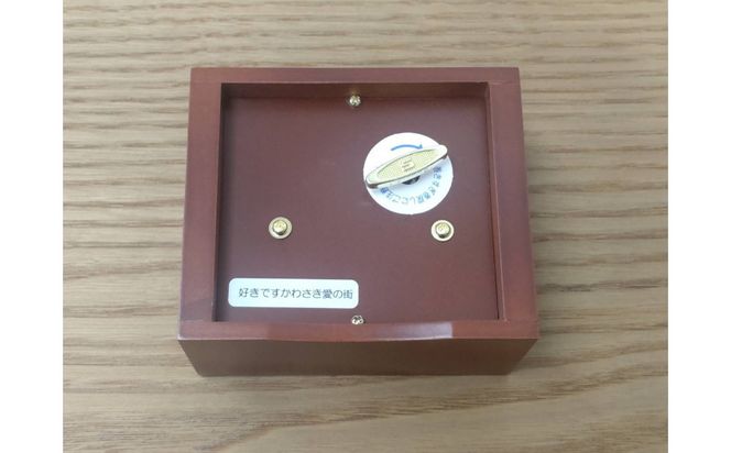 「好きですかわさき愛の街」の木箱オルゴール 18弁 141305_MN01
