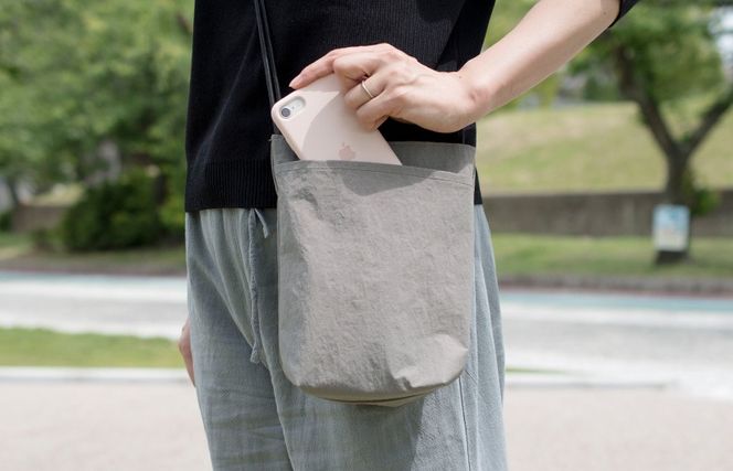 G2849 ミニショルダーバッグ KONBU(R)【グレー 撥水素材 ナイロン生地 日本製 軽量 ファッション】