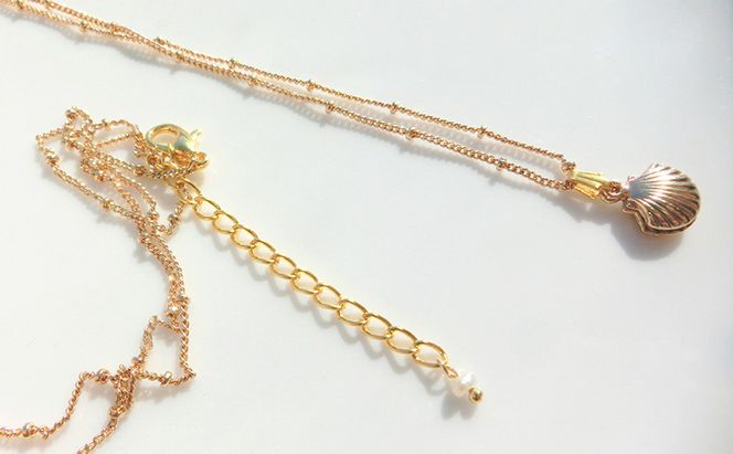 scallop long necklace ネックレス アクセサリー 貝殻 1個 [Q]handmadejewely【海 ゴールド  ロングチェーン シンプル 貝 パール 可愛い ハンドメイド ジュエリー 手作り  職人 上品 大人な雰囲気 ギフト プレゼント ラッピング 結婚式 普段使い】