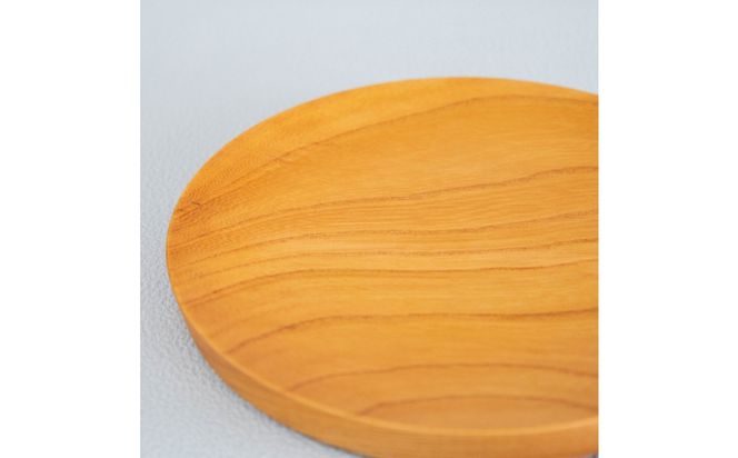 欅の仁取皿と生ガトーショコラ。小田原の伝統を受け継いだお皿と小田原の極上スイーツ(300g)のコラボ商品【チョコレート 特濃厚 濃密な味わい 極上の口溶け 極上のチョコレート 一流の料理人 カカオの風味やコク カカオ 至極の逸品 神奈川県 小田原市 】 142069_DW008