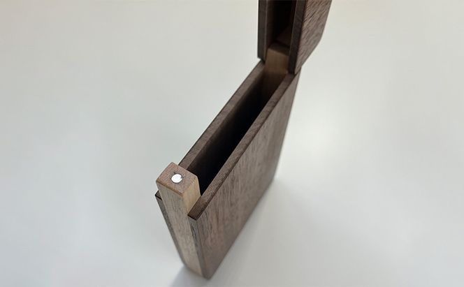 木製　名刺入れ（W・M） 木製 ウォールナット材 北海道産 メジロカバ材 プレゼント 贈り物