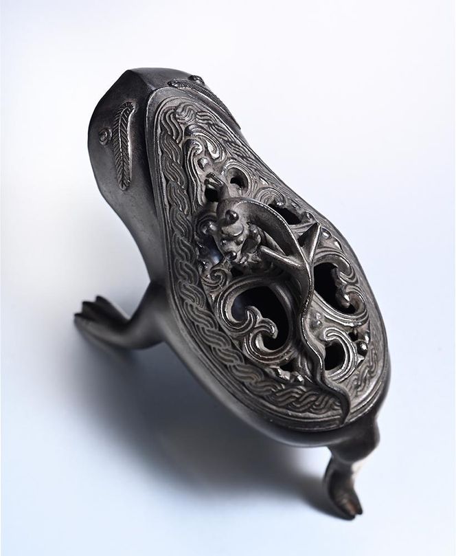 【清課堂】三足の蛙 銅・香炉 261009_B-AD04