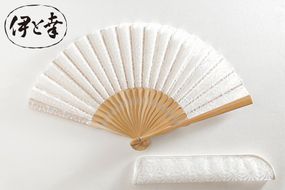 【伊と幸】《白生地の老舗が贈る》透扇子（麻の葉文様・白） 261009_B-AZ28