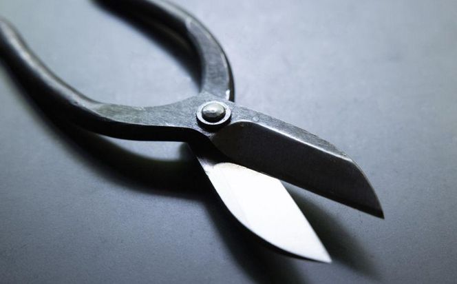 【金高刃物老舗】花鋏 黒打ち（五寸五分） 261009_B-BA11