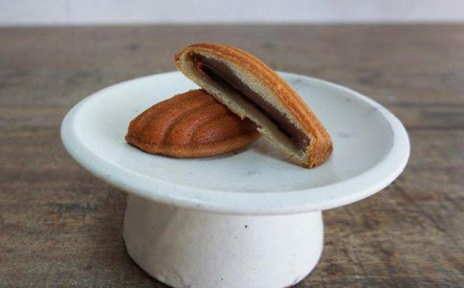 【甘党茶屋京梅園】焼きまんじゅう あんマドレーヌ「みたらし」15個入り［ 京都 お菓子 和菓子 スイーツ 人気 おすすめ おいしい ギフト お取り寄せ 通販 送料無料 ふるさと納税 ］ 261009_B-HR13