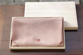 【宮井】正絹ふろしき　四季の色（鼠砂）二幅　桐箱入り 261009_B-KA06