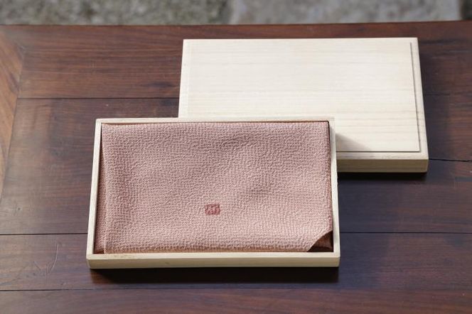 【宮井】正絹ふろしき　四季の色（鼠砂）約45cm幅　桐箱入り 261009_B-KA08