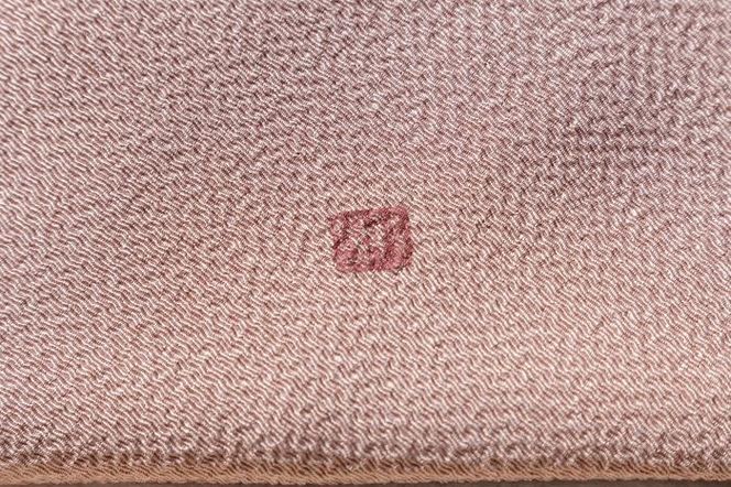 【宮井】正絹ふろしき　四季の色（鼠砂）約45cm幅　桐箱入り 261009_B-KA08