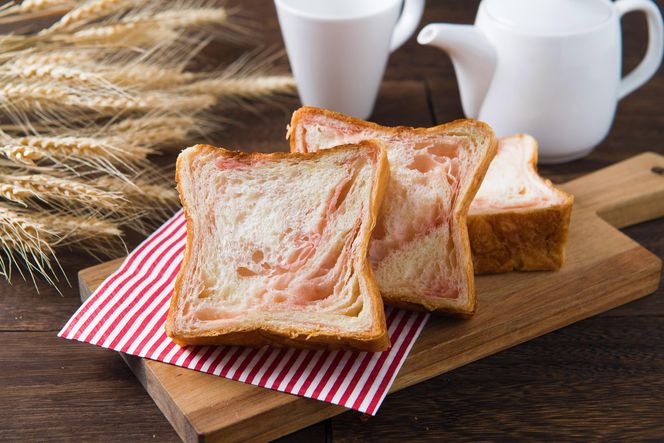 【ANDE】デニッシュ食パン5点セット（ プレーン1斤、メープル・ショコラ―デ・紅茶・ストロベリー各ハーフサイズ） 261009_B-ND08