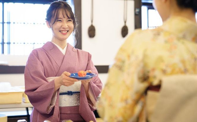 【甘春堂】和菓子作り体験の招待チケット（1名様） 261009_B-RA04