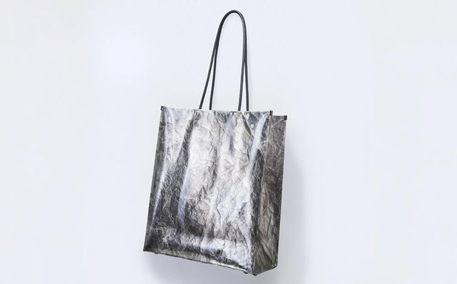 【KENTO HASHIGUCHI × 伝統工芸士】手もみ銀箔 ショッパーバッグ 縦（shopper bag） 261009_B-SJ03