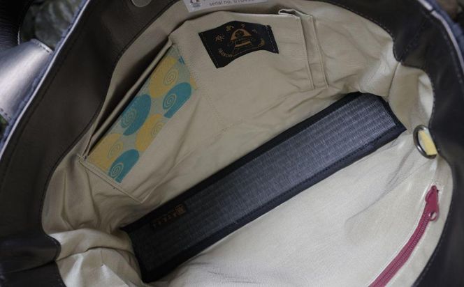 【岩則京遊(株)】畳縁バッグ 中トートバッグ《黒》 261009_B-VR01