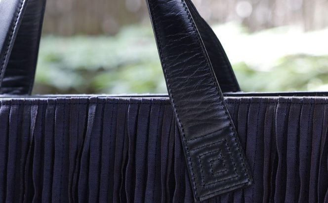 【岩則京遊(株)】畳縁バッグ BOXバッグ《チャコールグレー》 261009_B-VR02