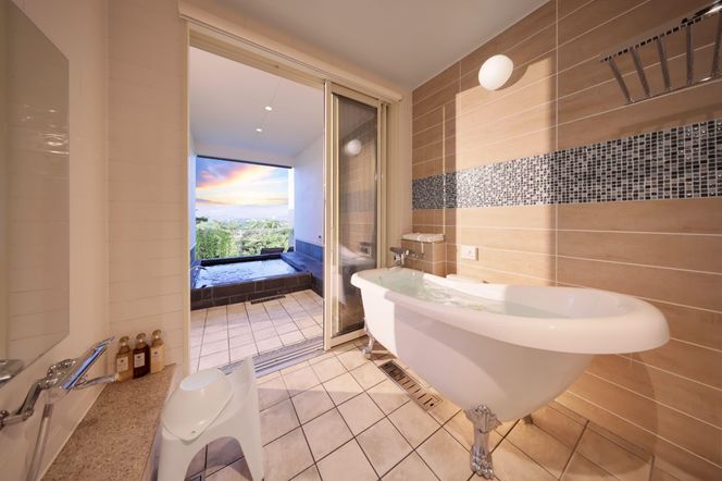 【クリスタルヴィラ白浜】ペットと泊まれる露天温泉付きスイートヴィラ ペア宿泊 304018_DR03