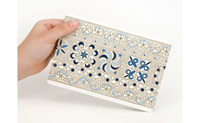 【文庫屋大関】パーソナルホルダー　錦紗＜青＞【皮革工芸品】 民芸品 雑貨 日用品 牛革 イスラム文様 ギリシャ文様 