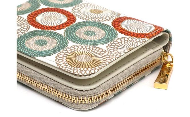 【文庫屋大関】二つ折りファスナーミニ財布 笠菊＜若草＞【皮革工芸品】財布 二つ折り 小物 お札 カード 小銭 コンパクト 牛革 手作り 日本製 墨田区 東京都