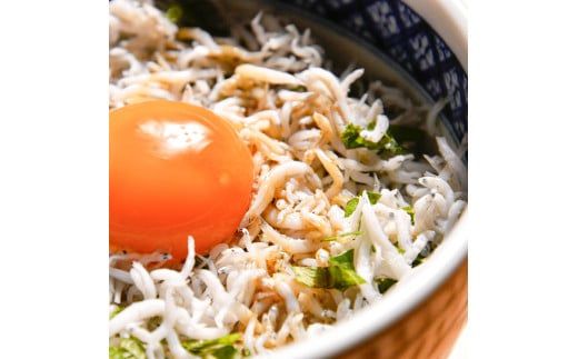 【CF-R7hbk】釜あげしらす 1kg 1キロ タレ付き 500g×2袋 シラス 小分け おじゃこ ちりめんじゃこ ふわふわ 国産 釜揚げ しらす丼 海鮮丼 ごはん ご飯 おにぎり おかず おつまみ お取り寄せ 美味しい