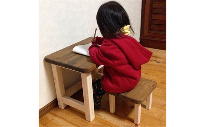 木製キッズデスクセット 『はじめてのminiデスク＋miniスツールset』（カラー：ミックスカラー） │パイン材 ハンドメイド 子供用 おしゃれ 子供用家具 WoodPark 和歌山県美浜町
