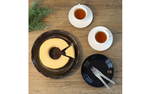 【CF-R7hbk】TKA234　ダバダ火振バウムクーヘン 栗焼酎ダバダ火振使用 バームクーヘン お菓子 菓子 しっとり 大人 お取り寄せグルメ 話題 贈り物 ギフト 高知県 高知 返礼品