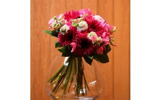 季節ごとに届く、えらべるお花　Sサイズ（4回お届け）【季節ごとに届く、えらべるお花 Sサイズ フラワーライフ 世界らん展 フラワードリームジャパンカップ フラワーアレンジメント 6種類のフラワースタイル 神奈川県 小田原市 】 142069_BN032