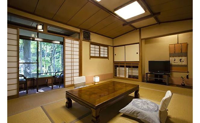 自然に包まれた天然温泉と純和風造りの閑静なたたずまいの一軒宿でリフレッシュ。ペアご宿泊券