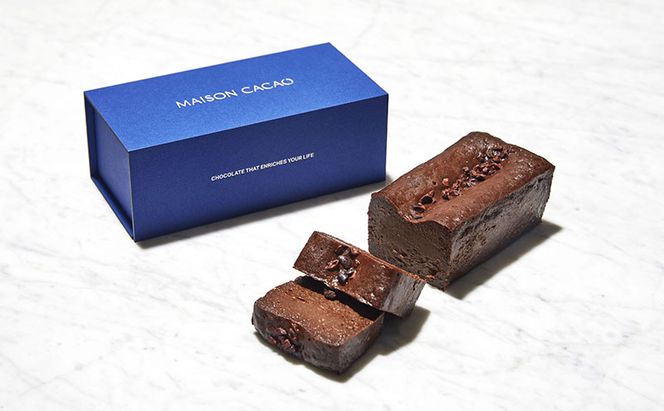 【ふるさと納税】MAISON CACAO メゾンカカオ 濃厚生ガトーショコラ 300g 驚きの口どけ 冷凍配送 神奈川県茅ヶ崎市