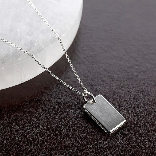 ネックレス 純プラチナ pt999 インゴット 鍛造 プレート 造幣局検定刻印付 ダイヤモンド シンプル おしゃれ 大人 人気 ジュエリー 普段 使い 250321200ddpt999 SWAA291