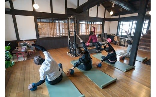 はちたび「八幡堀の魅力を歩いて体感する旅」（ピラティス×ノルディックウォーキング）【HP01W】（滋賀県　近江八幡市）