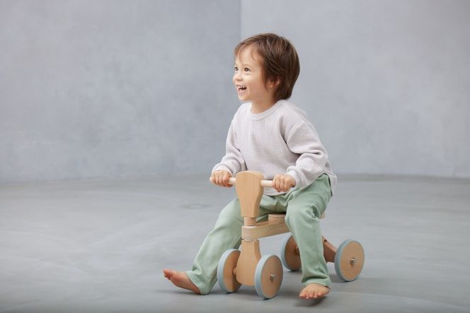 HOPPL（ホップル）　ファーストウッディバイク（ナチュラル） 無料ネームプレート付き