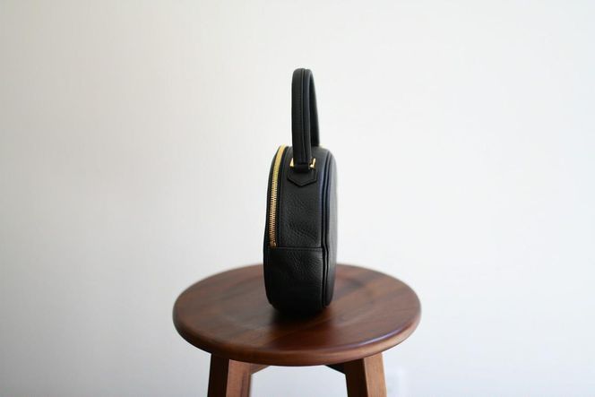 【horii.】 ラウンドバッグ "アドレ プチ"ショルダーベルト付 (162-2) PAGOT 本革 レザーバッグ レディースバッグ ショルダー ポシェット 受注生産