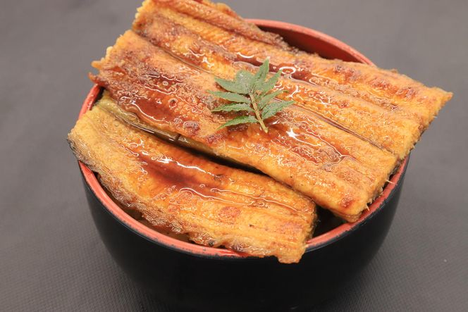 【魚のプロが厳選】愛知県三河一色産 活うなぎの蒲焼き 1尾（約150g） 18-24