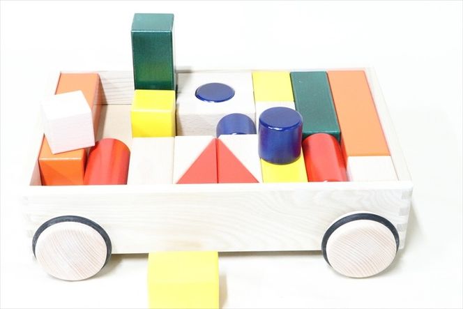 木製おもちゃ 引車積木