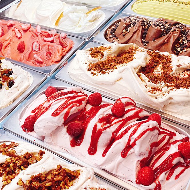 ジェラート 詰め合わせ 里庄づくし 2種類12個入り (まこもだけ 6個/ 椿 と あまおう 苺 6個） 岡山県 里庄町 送料無料 お菓子アイス 牛乳 ツバキ 抹茶 食物繊維 カリウム 