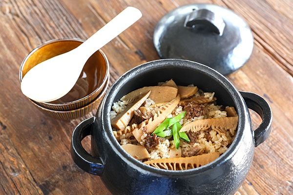 庄内産 孟宗筍and山形牛炊き込みご飯の素 2合用 タケノコ たけのこ 山形牛 炊き込みご飯 素