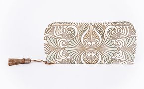 【文庫屋大関】メガネケース　ロカイユ＜ペールカーキ＞【皮革工芸品】 ファッション小物 民芸品 