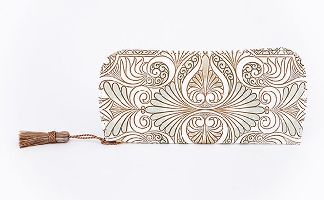 【文庫屋大関】メガネケース　ロカイユ＜ペールカーキ＞【皮革工芸品】 ファッション小物 民芸品 