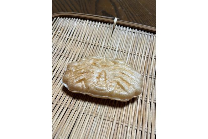 カニもなか（ミルクアイス）　IZ00003