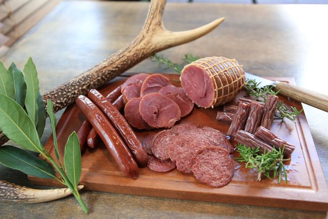 京丹後産鹿肉ジビエプレミアムセット（ハム・ソーセージ・カレーなど5種11点）　NI00018