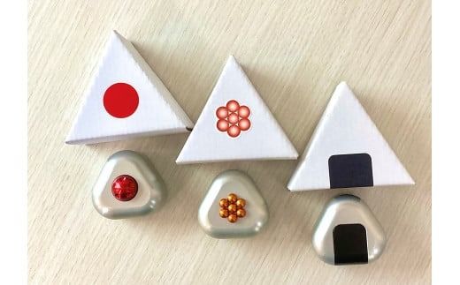 ひんやり冷たいアルミ合金製 KIHOの文鎮 （おむすび形ペーパーウエイト